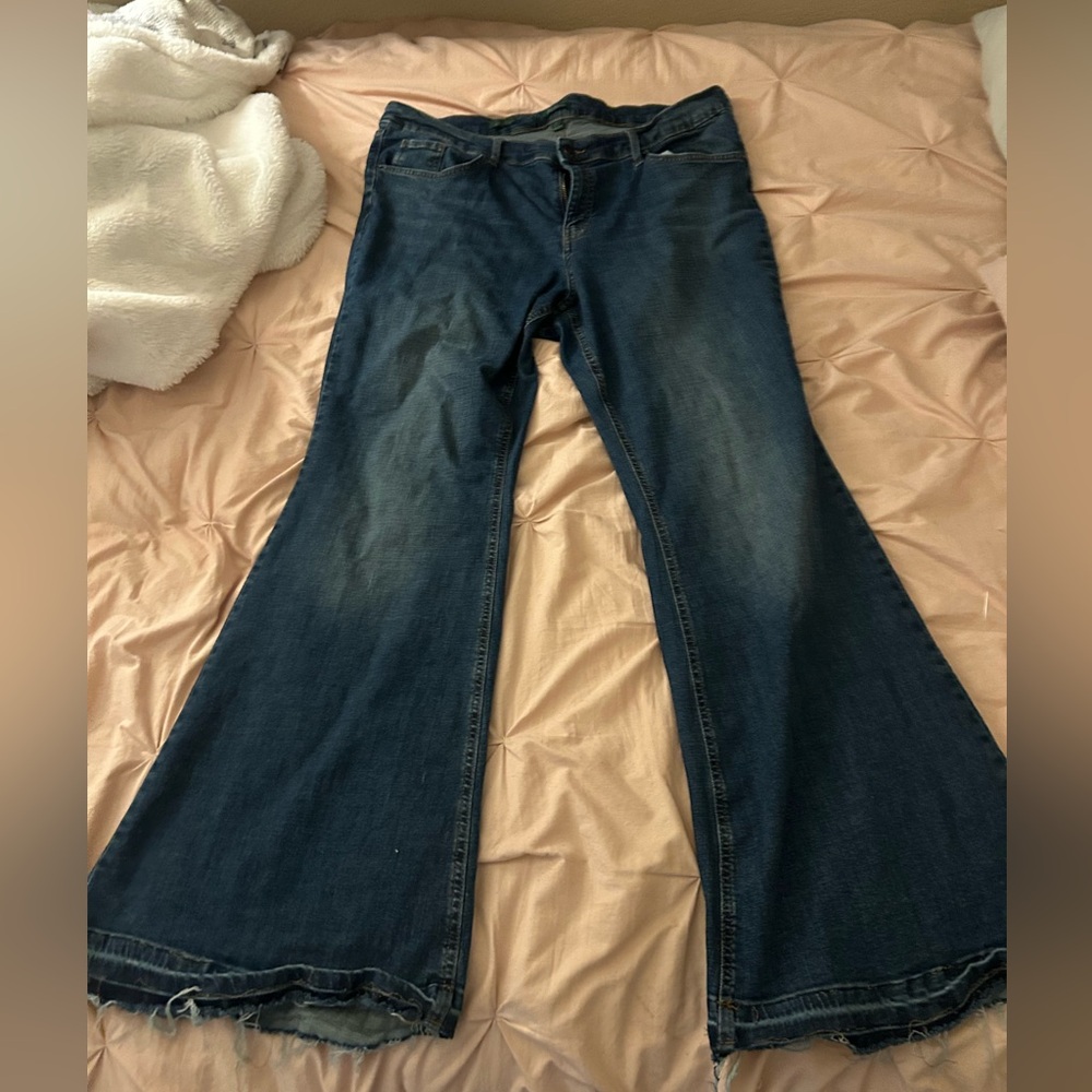 Wild Fable Target Mid Rise Flare Jeans - Picture 7 of 11